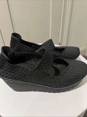 Bernie Mev Women’s Black Woven Mary Jane Platform Shoe